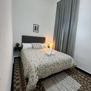 https://a-m-barcelona-hostal.catalonia-hotels.com
